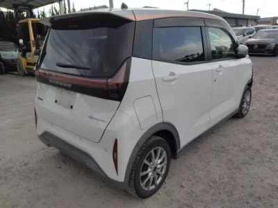 Nissan SAKURA