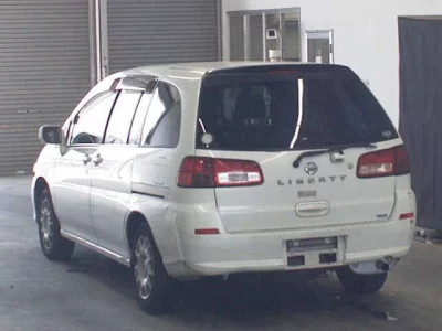 Nissan Liberty
