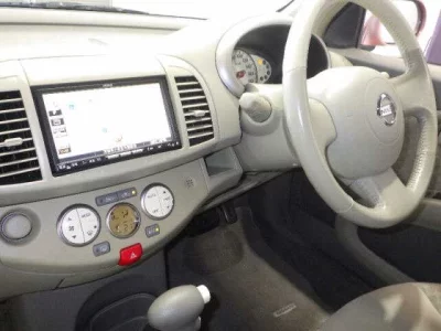 Nissan March