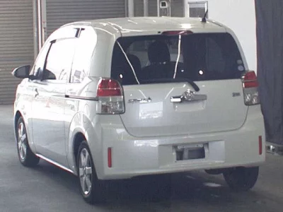 Toyota Spade