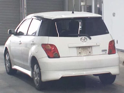 Toyota IST