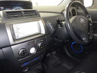 Toyota bB