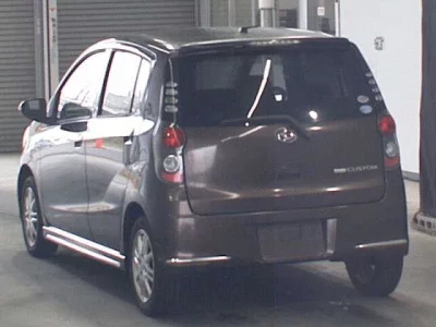 Daihatsu MIRA