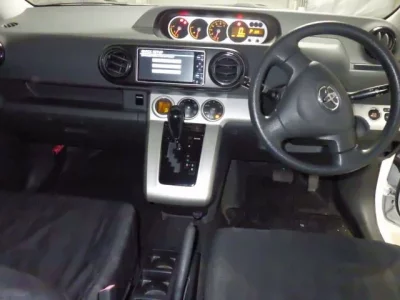 Toyota COROLLA RUMION