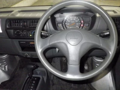 Mitsubishi MINICAB VAN