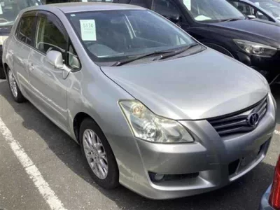 Toyota BLADE