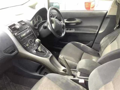 Toyota BLADE
