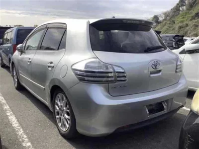 Toyota BLADE