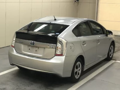 Toyota PRIUS PHV