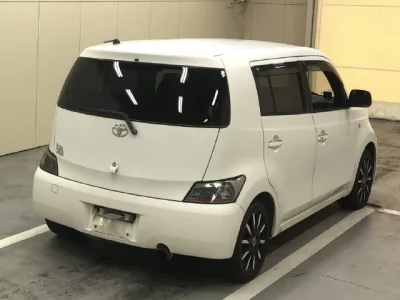 Toyota bB