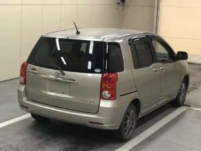 Toyota Raum