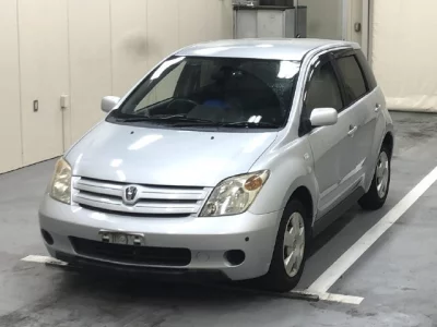 Toyota IST