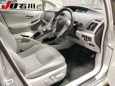 Toyota PRIUS PHV