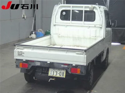 Nissan NT100 Clipper