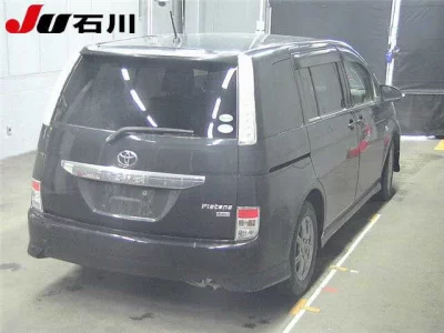 Toyota ISIS