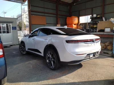 Toyota CROWN CROSSOVER
