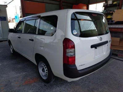 Toyota SUCCEED