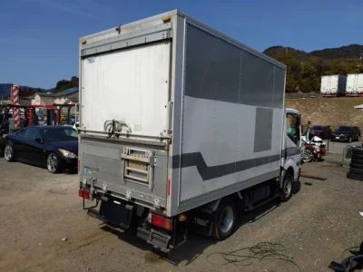 Nissan ATLAS