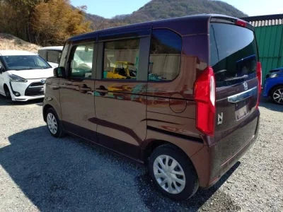 Honda N BOX