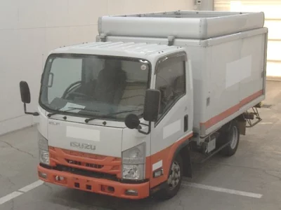 Isuzu ELF