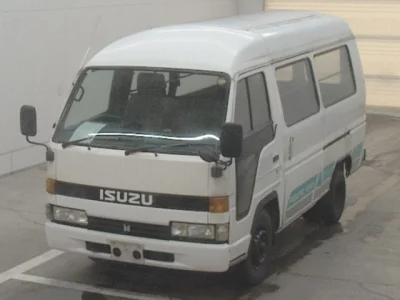 Isuzu ELF