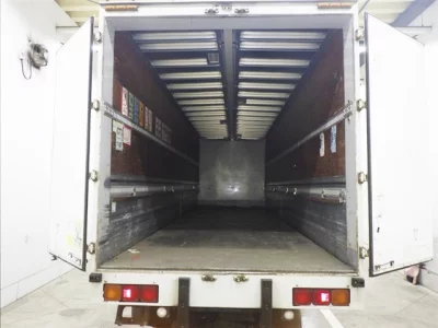 Mitsubishi FUSO TRUCK