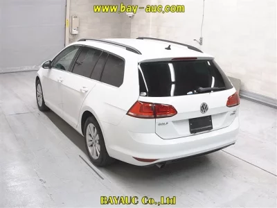 Volkswagen GOLF VARIANT