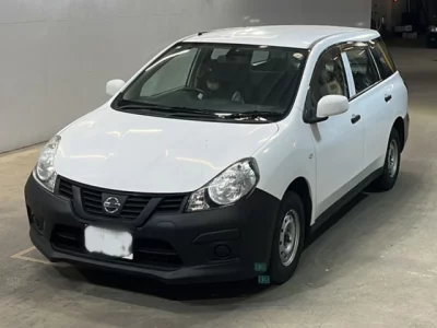 Nissan AD