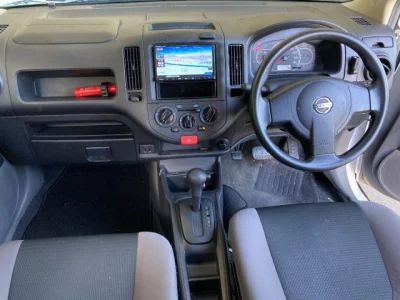 Nissan AD