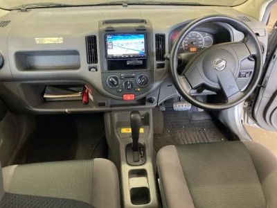 Nissan AD