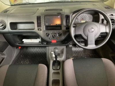 Nissan AD