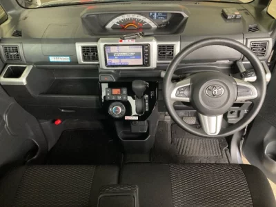 Toyota Pixis Mega
