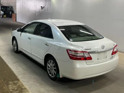 Toyota Premio