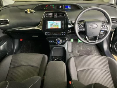 Toyota PRIUS PHV