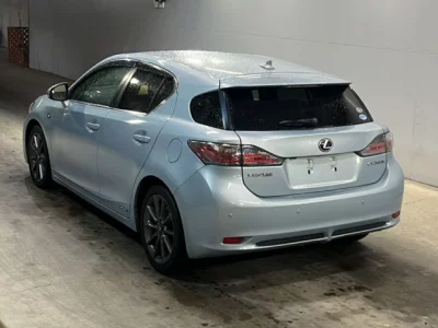 Lexus CT200h