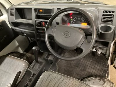 Nissan NT100 Clipper