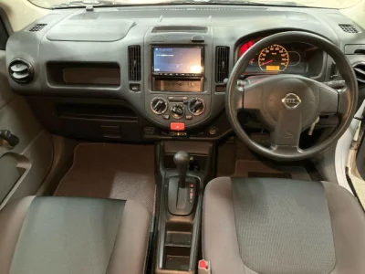 Nissan AD