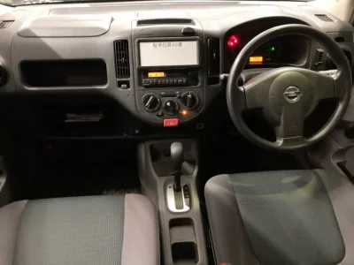 Nissan AD