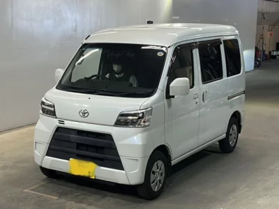 Toyota Pixis Van