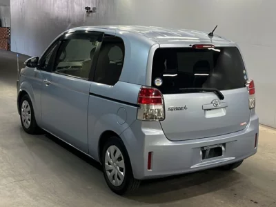 Toyota Spade