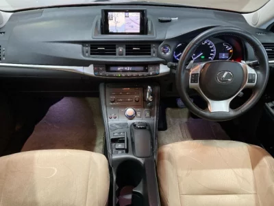 Lexus CT200h