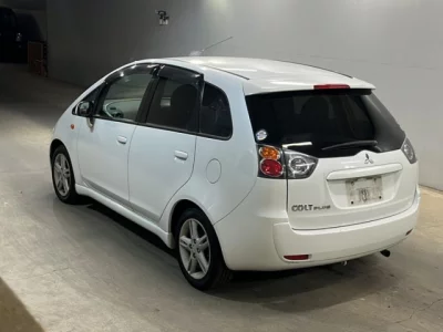 Mitsubishi Colt Plus