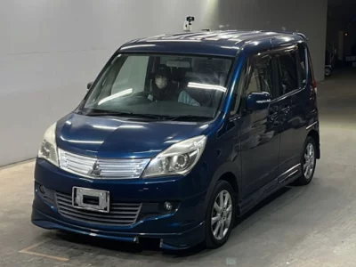 Mitsubishi Delica D:2
