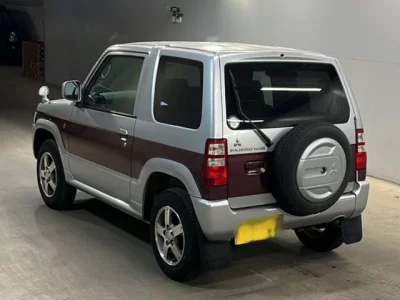 Mitsubishi Pajero Mini
