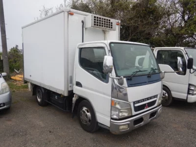 Mitsubishi Fuso Canter
