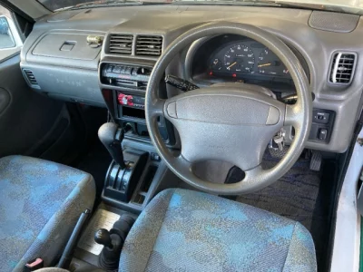 Suzuki Escudo