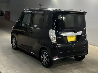Mitsubishi eK X Space