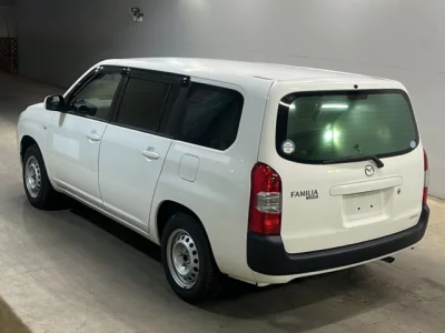 Mazda Familia S-Wagon