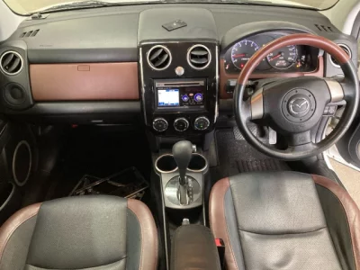 Mazda Verisa