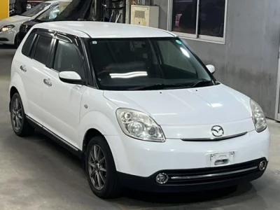 Mazda Verisa